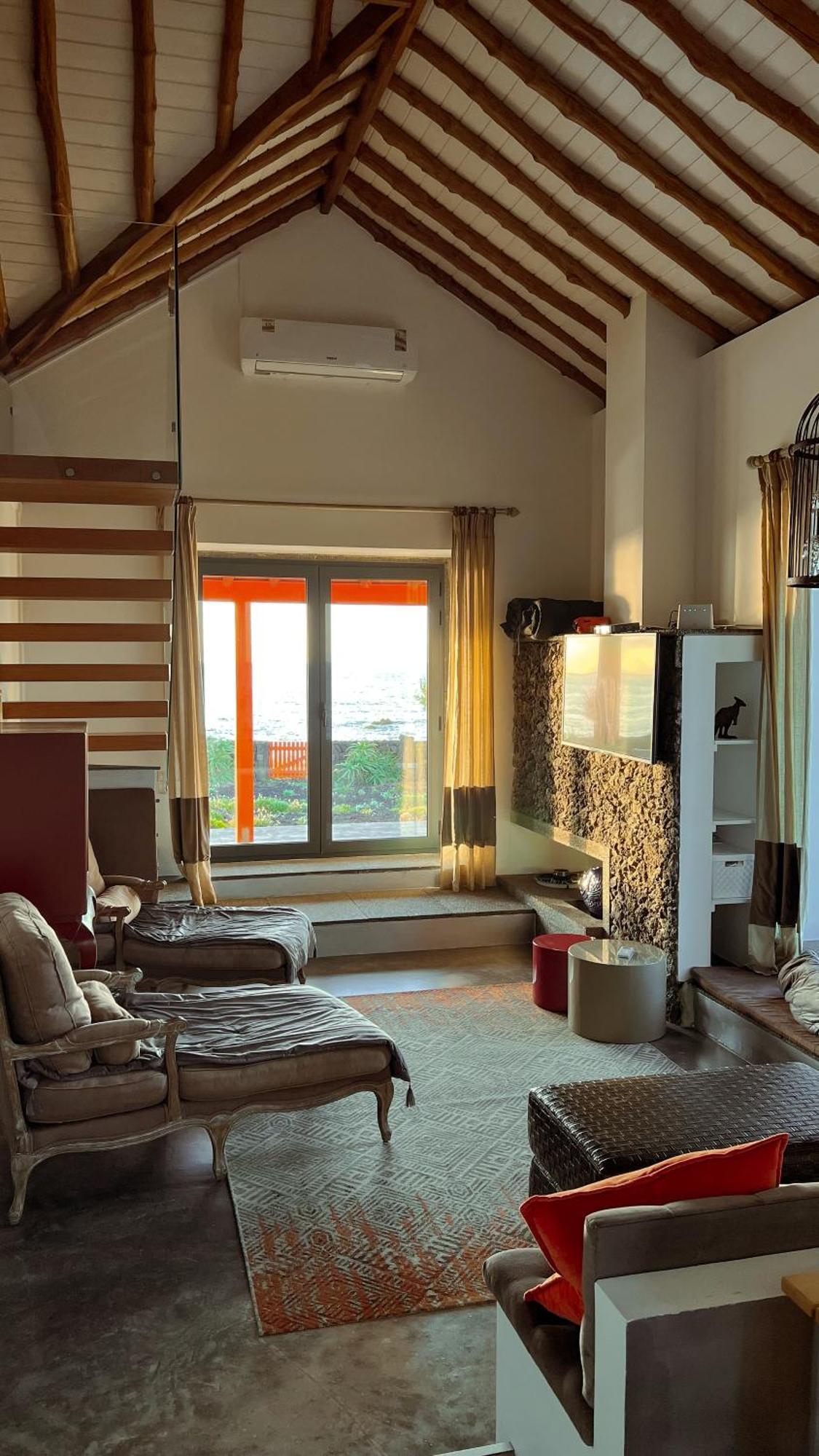 فيلا Casa Baleia Laranja Ocean-Front مادالينا المظهر الخارجي الصورة